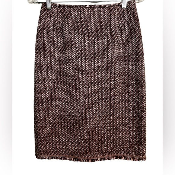 Women’s Pink Black White Tweed Pencil Skirt Velvet Fringe Trim Size 2 - Picture 8 of 11